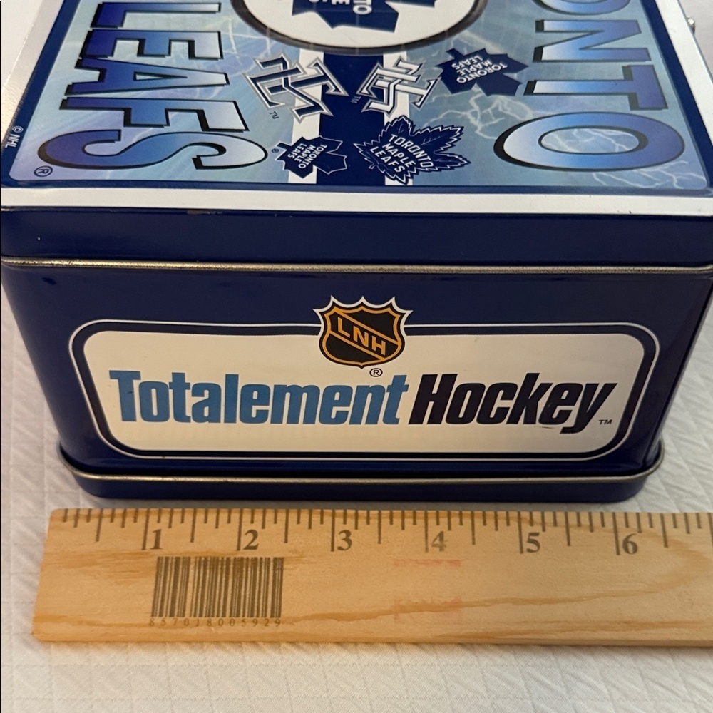 Official NHL Toronto Maple Leafs Vintage Blue Lunch Box with serial number - Picture 11 of 13
